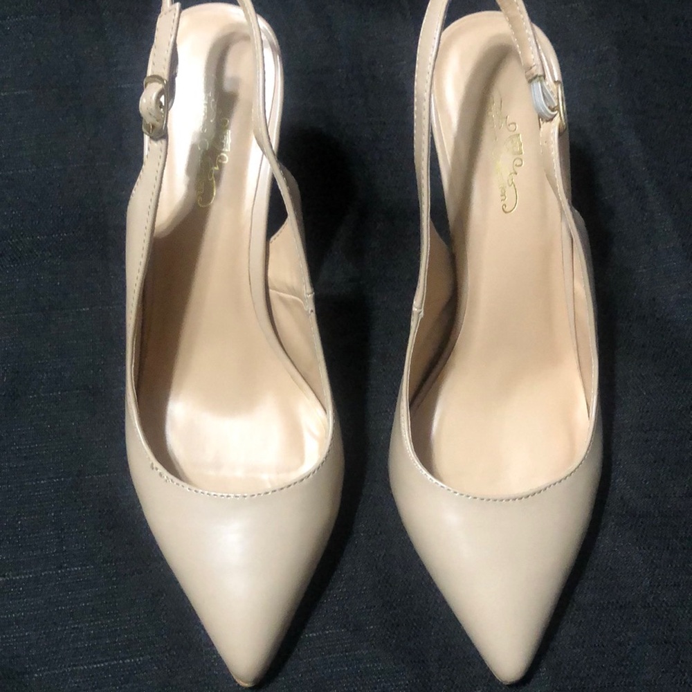 TGDJ Cream Slingback Heels with Pointed Toe